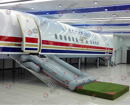 博尔塔拉空客A320陆地紧急撤离训练器